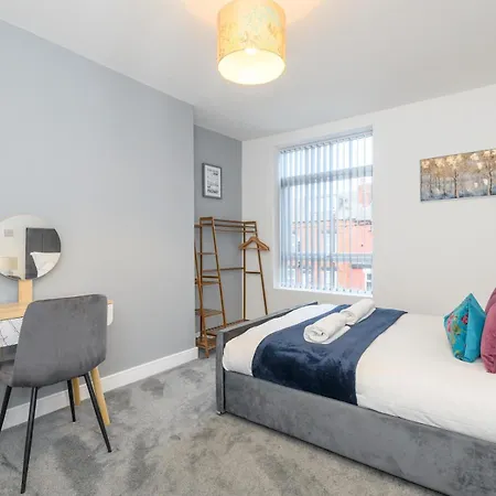 Pass The Keys Festive Family Retreat Near Centre Parking Vakantiehuis *