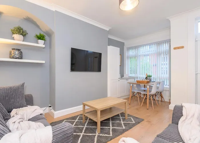 Holiday home Pass The Keys Festive Family Retreat Near Centre Parking Leeds (West Yorkshire)