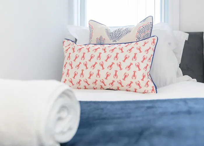 בית נופש Pass The Keys Festive Family Retreat Near Centre Parking *