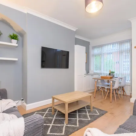 Hébergement de vacances Pass The Keys Festive Family Retreat Near Centre Parking Leeds (West Yorkshire)