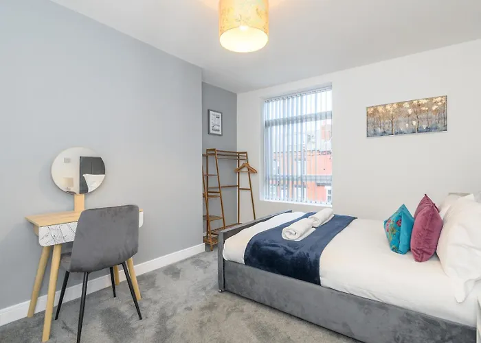 Pass The Keys Festive Family Retreat Near Centre Parking Hébergement de vacances *