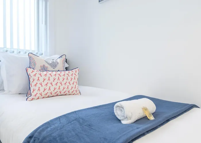 Pass The Keys Festive Family Retreat Near Centre Parking Hébergement de vacances Leeds (West Yorkshire)